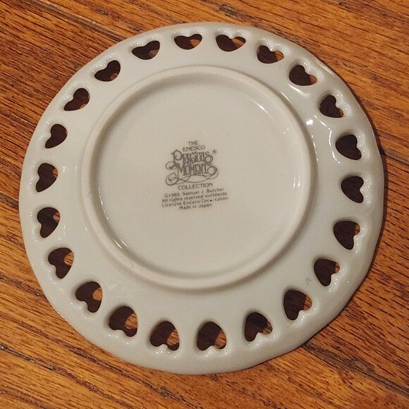 1985 Precious Moments - Collector Plates - Picture 6 of 12